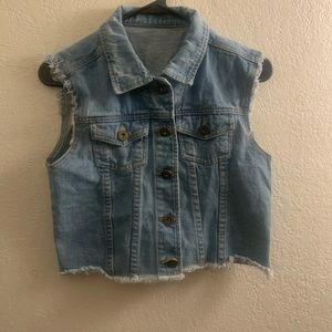 Sleeveless jean jacket